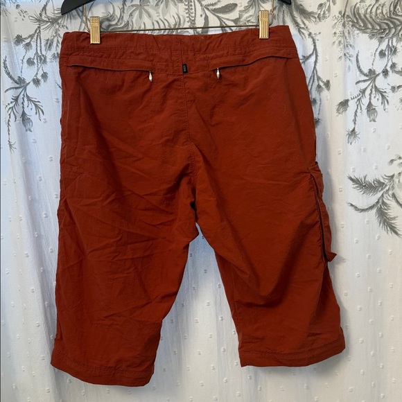 REI Women's Burnt Orange Cargo Shorts - Picture 5 of 5